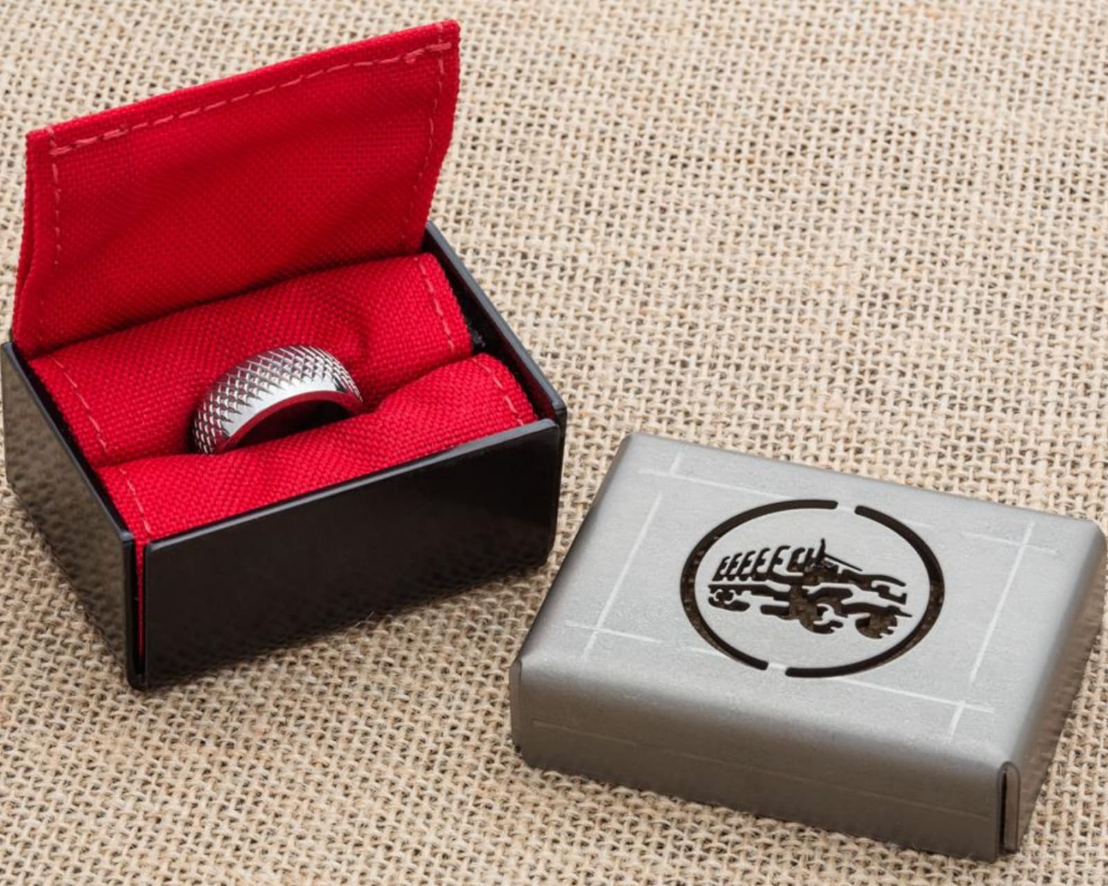 Rogue wedding rings deals